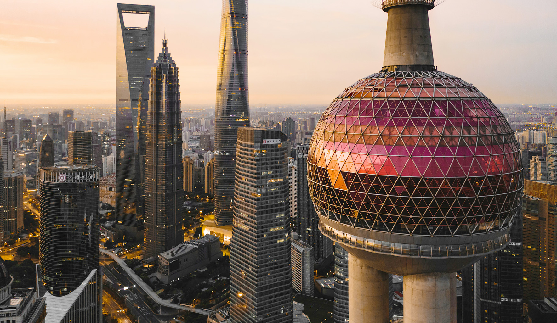 Iconic Shanghai Oriental Pearl TV Tower featuring Weizhong high-altitude rotating restaurant engineering