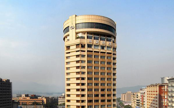 Friendship Hotel Hangzhou utilizing a smooth Weizhong panoramic rotating hospitality platform